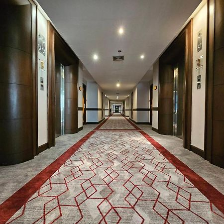 Zenith Sukhumvit Hotel Bangkok Esterno foto