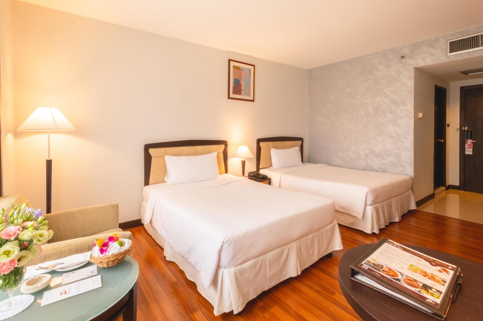 Zenith Sukhumvit Hotel Bangkok Esterno foto