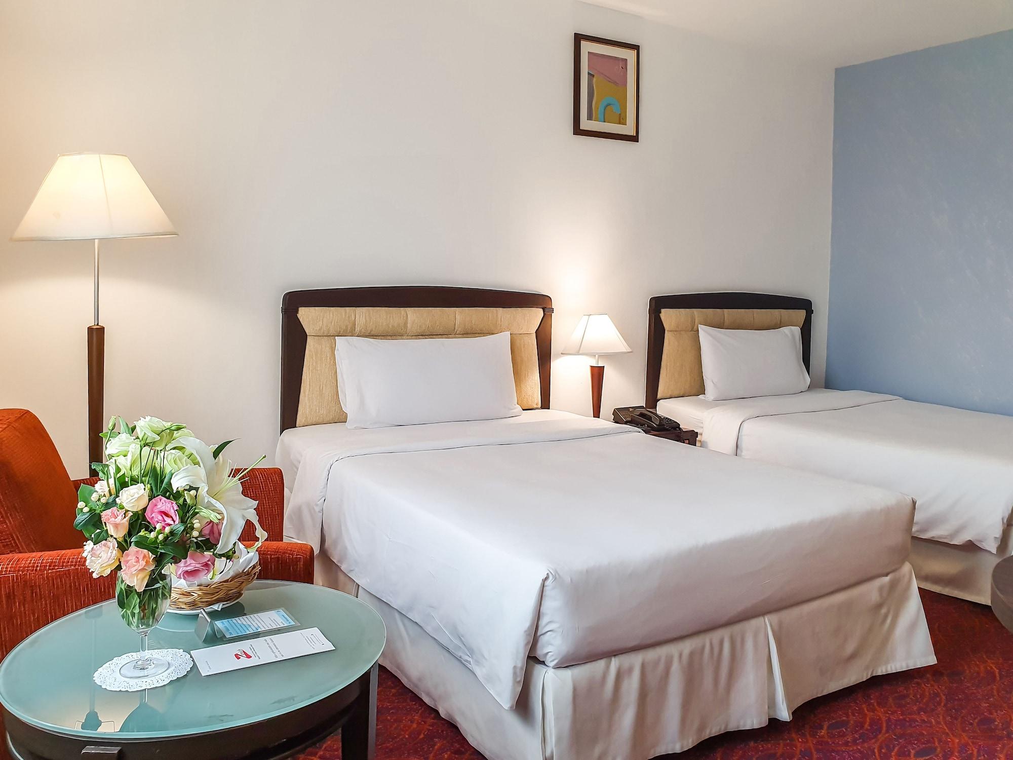 Zenith Sukhumvit Hotel Bangkok Esterno foto