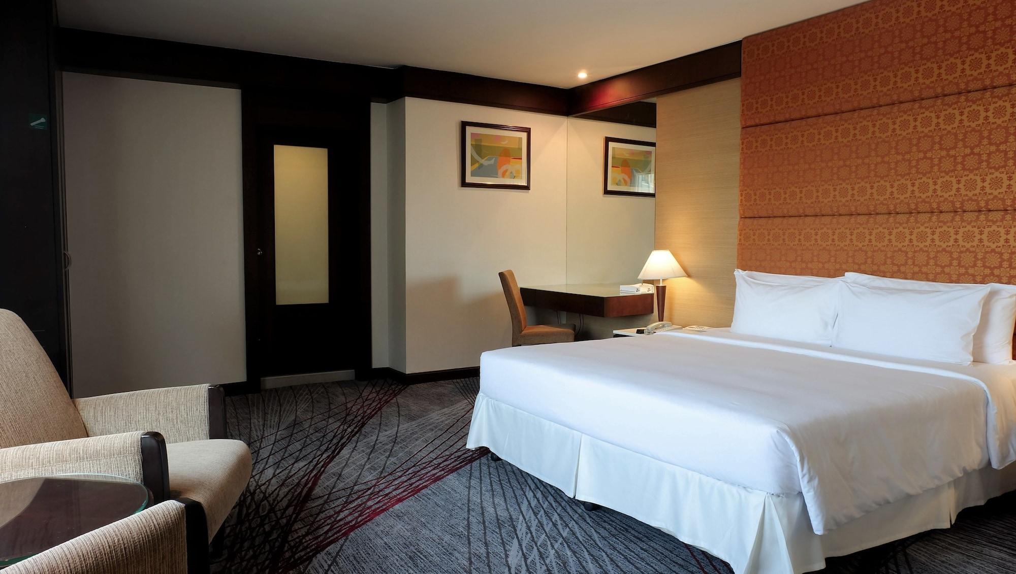 Zenith Sukhumvit Hotel Bangkok Esterno foto