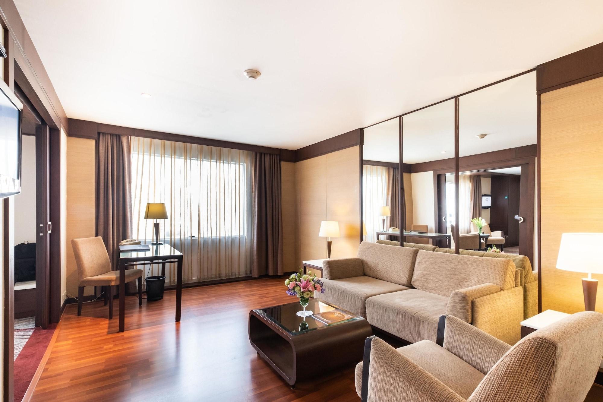 Zenith Sukhumvit Hotel Bangkok Esterno foto