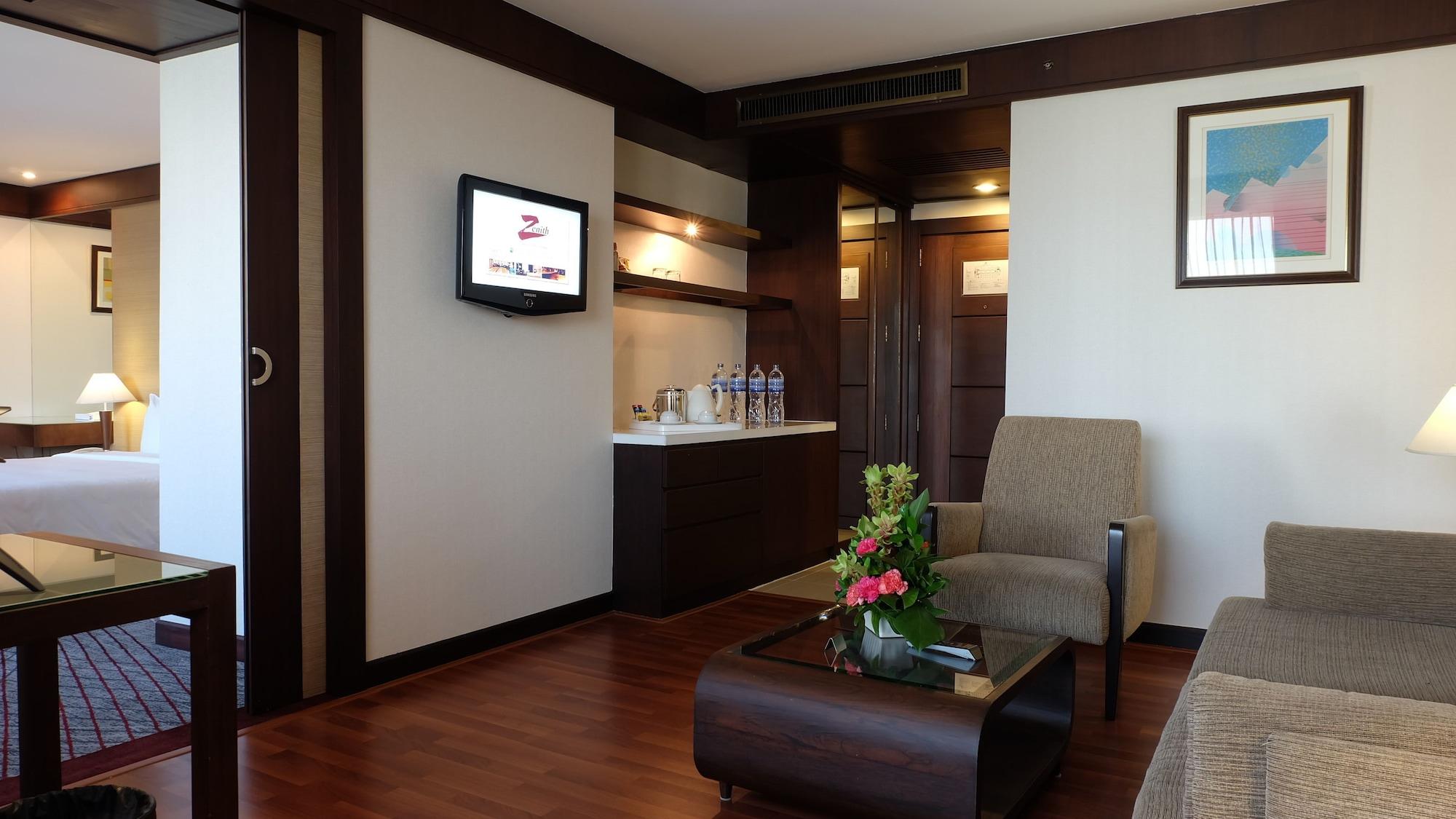 Zenith Sukhumvit Hotel Bangkok Esterno foto