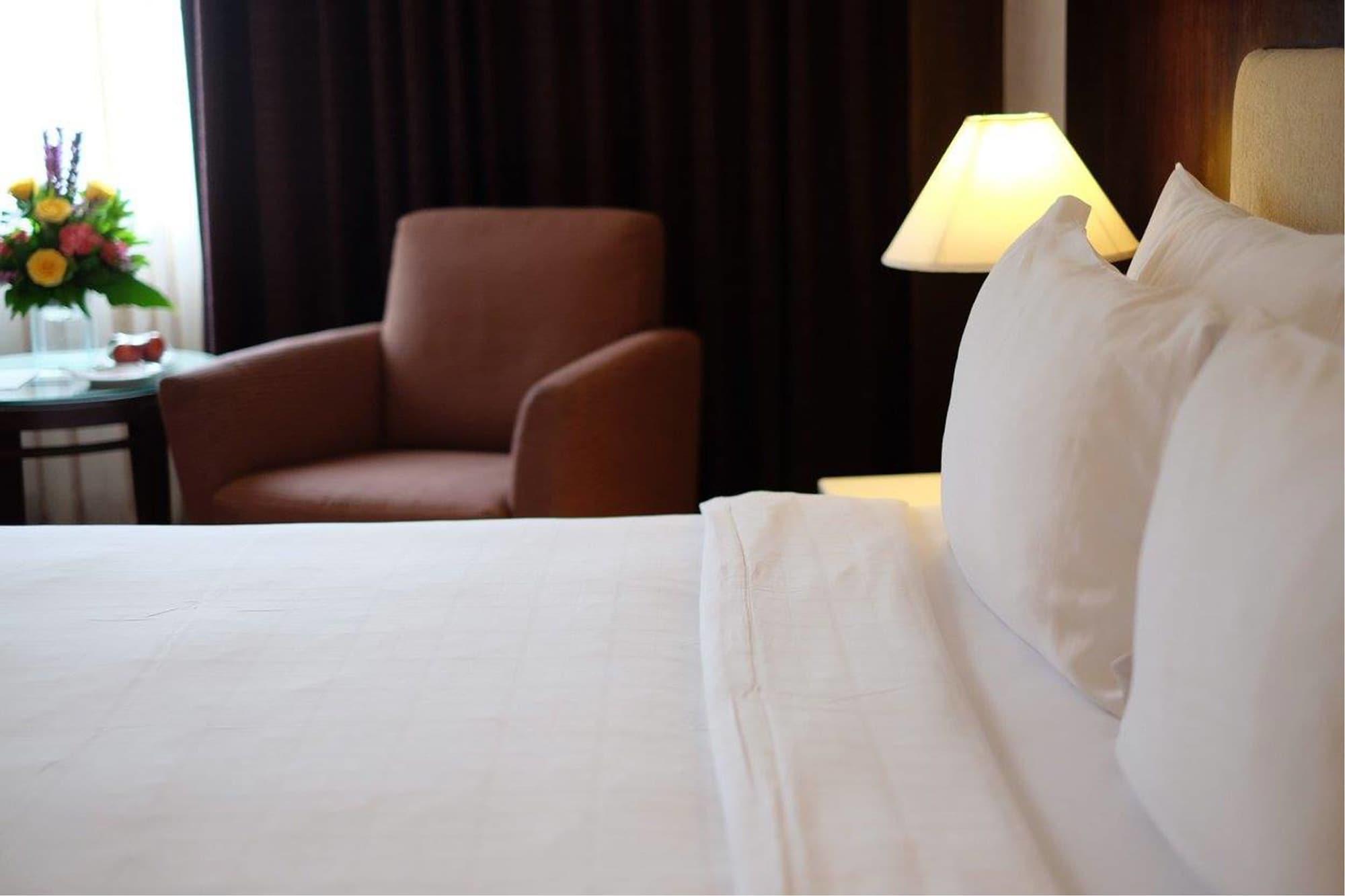 Zenith Sukhumvit Hotel Bangkok Esterno foto
