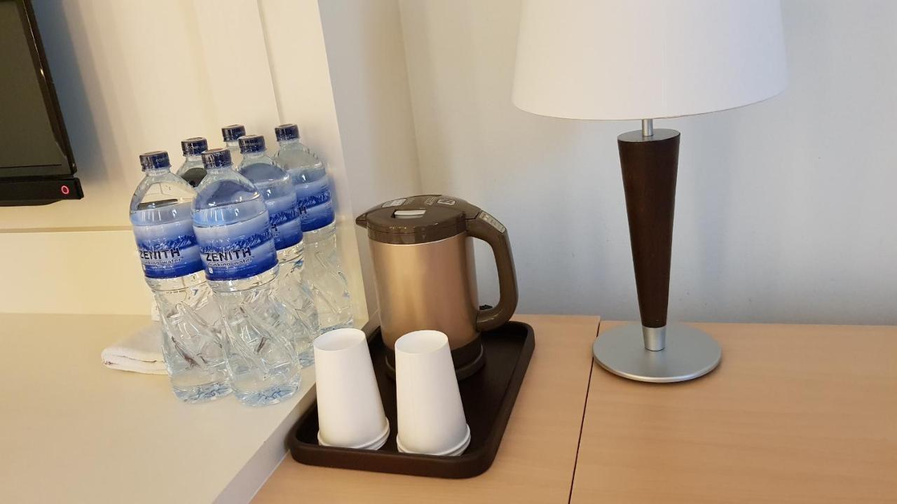 Zenith Sukhumvit Hotel Bangkok Esterno foto
