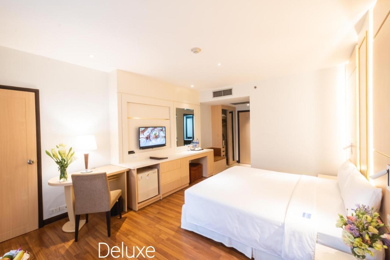 Zenith Sukhumvit Hotel Bangkok Esterno foto