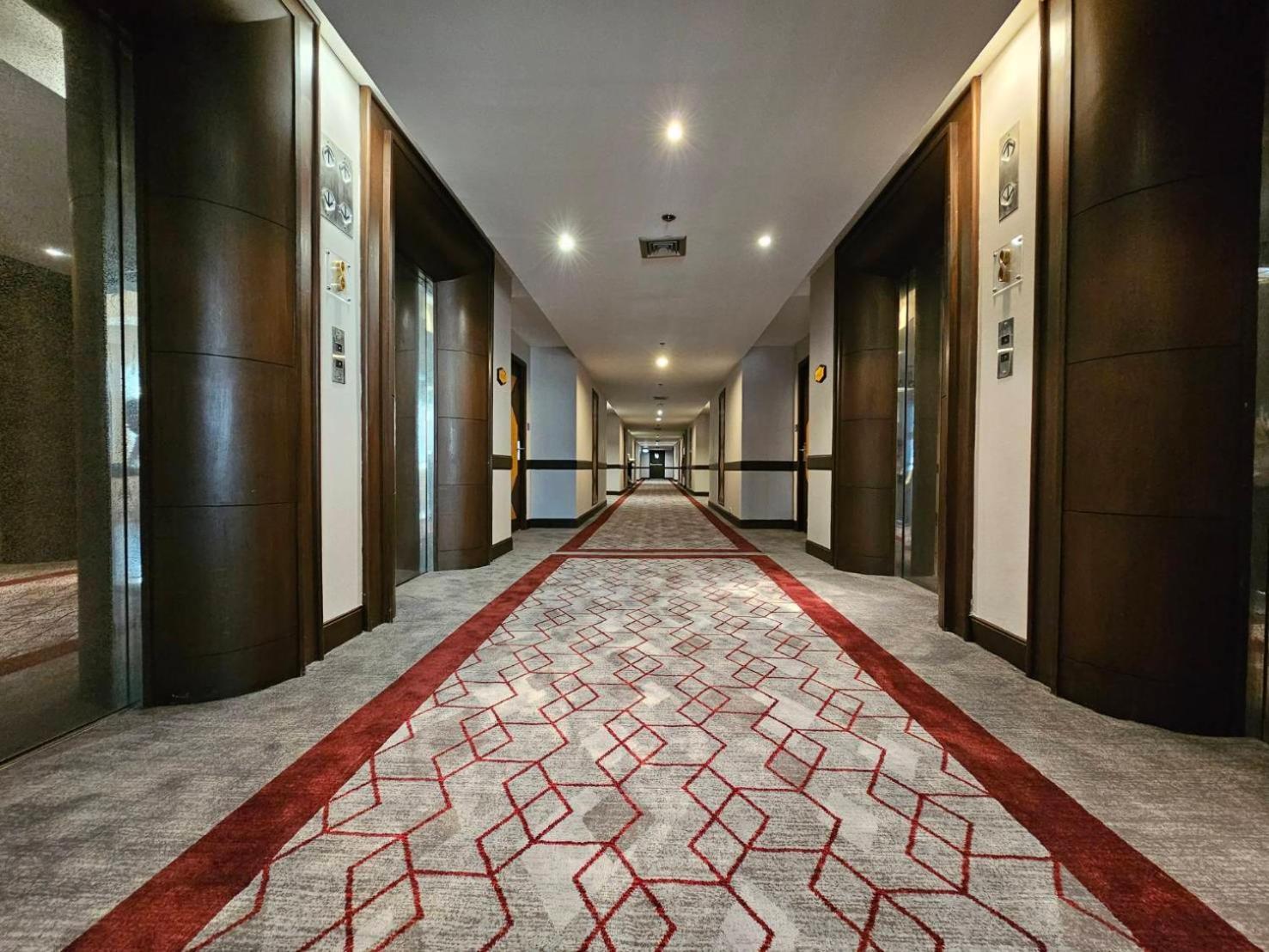 Zenith Sukhumvit Hotel Bangkok Esterno foto