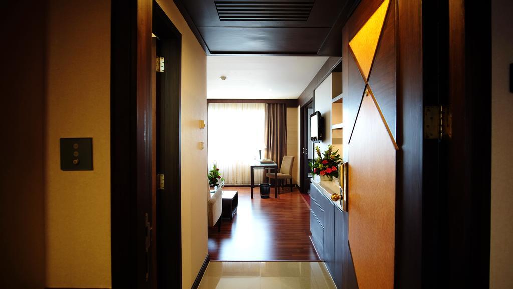 Zenith Sukhumvit Hotel Bangkok Esterno foto