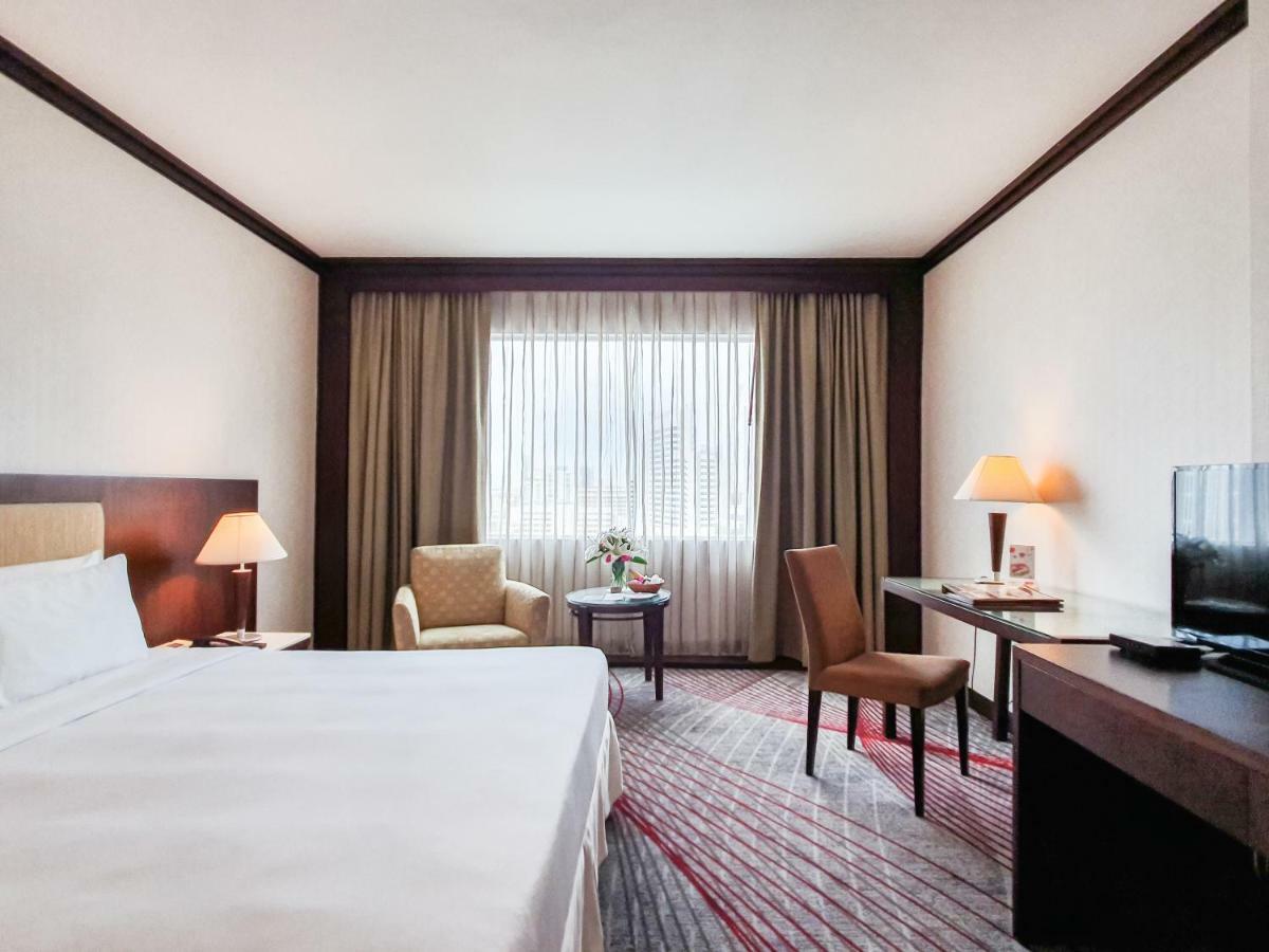 Zenith Sukhumvit Hotel Bangkok Esterno foto