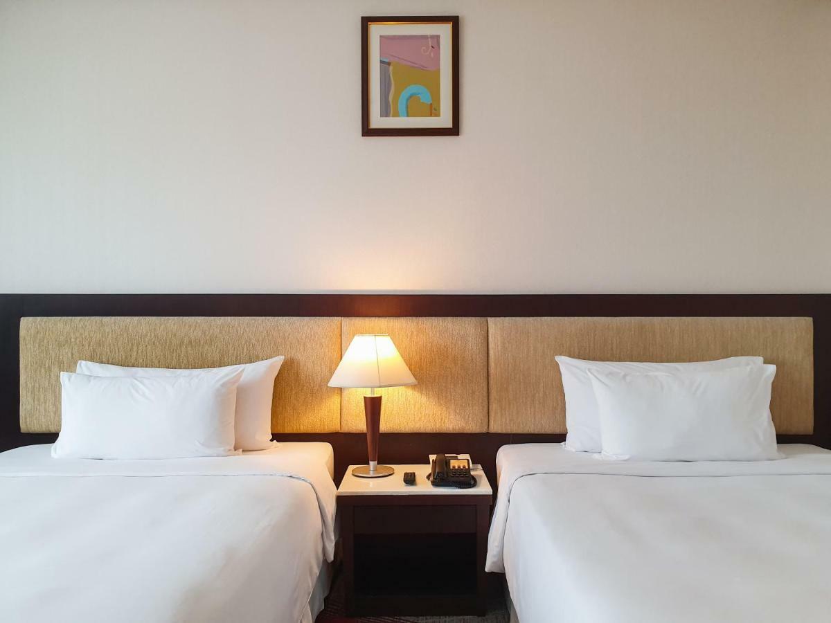 Zenith Sukhumvit Hotel Bangkok Esterno foto