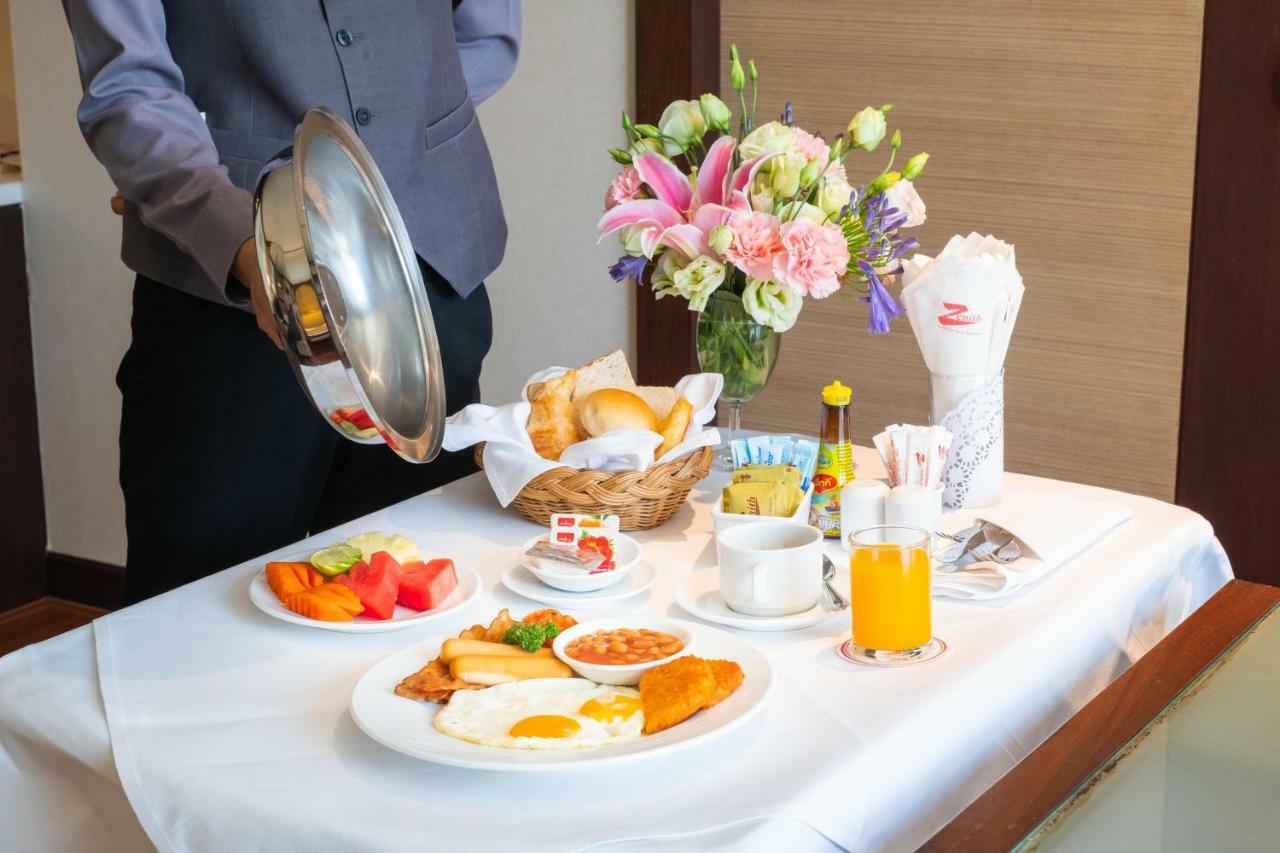 Zenith Sukhumvit Hotel Bangkok Esterno foto