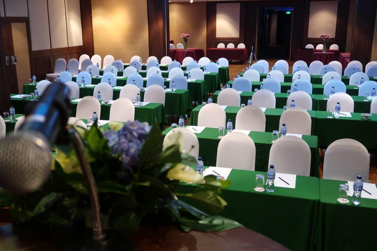 Zenith Sukhumvit Hotel Bangkok Esterno foto